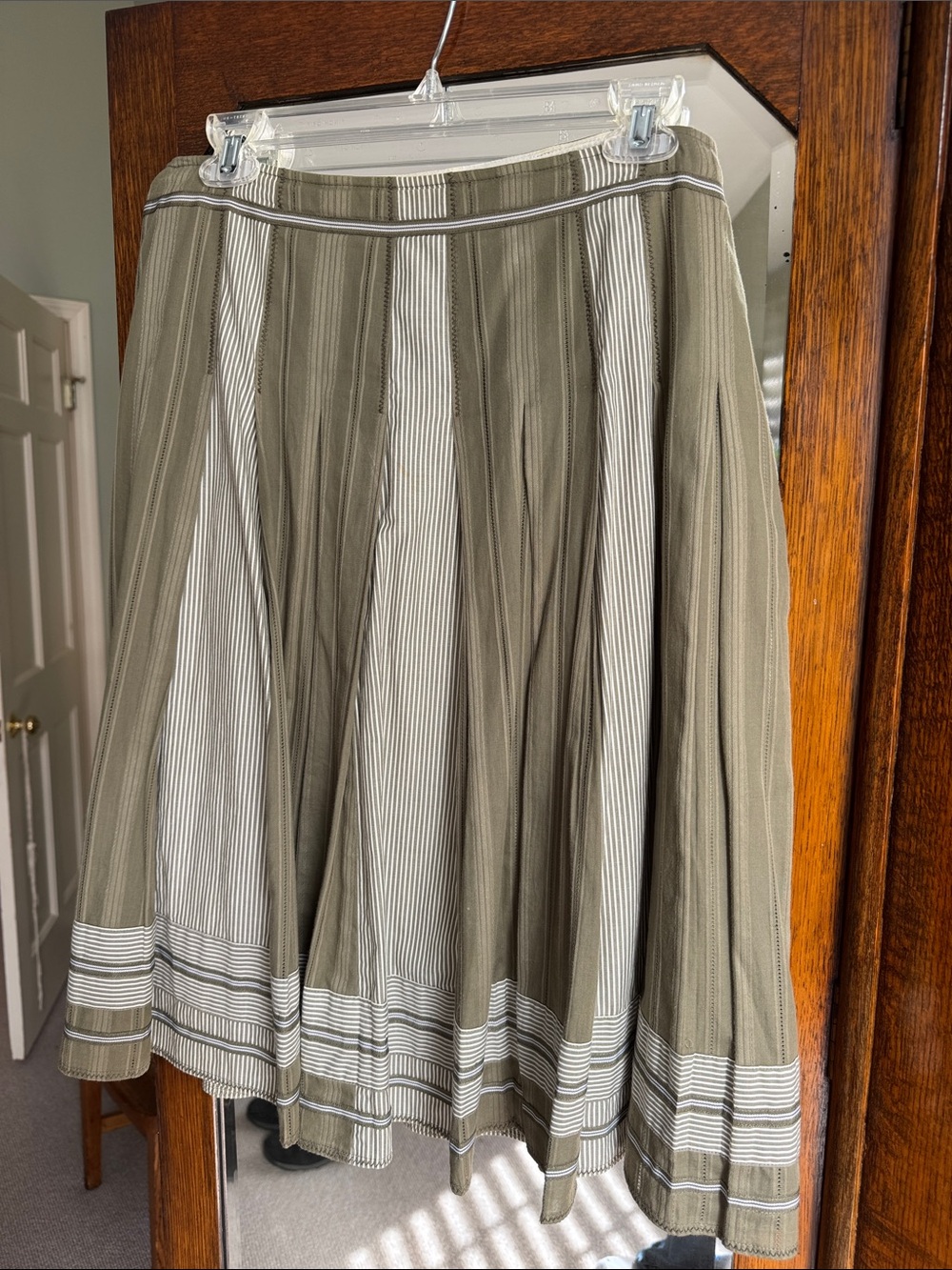 NIC+ZOE Olive and White A-Line Pleated Skirt